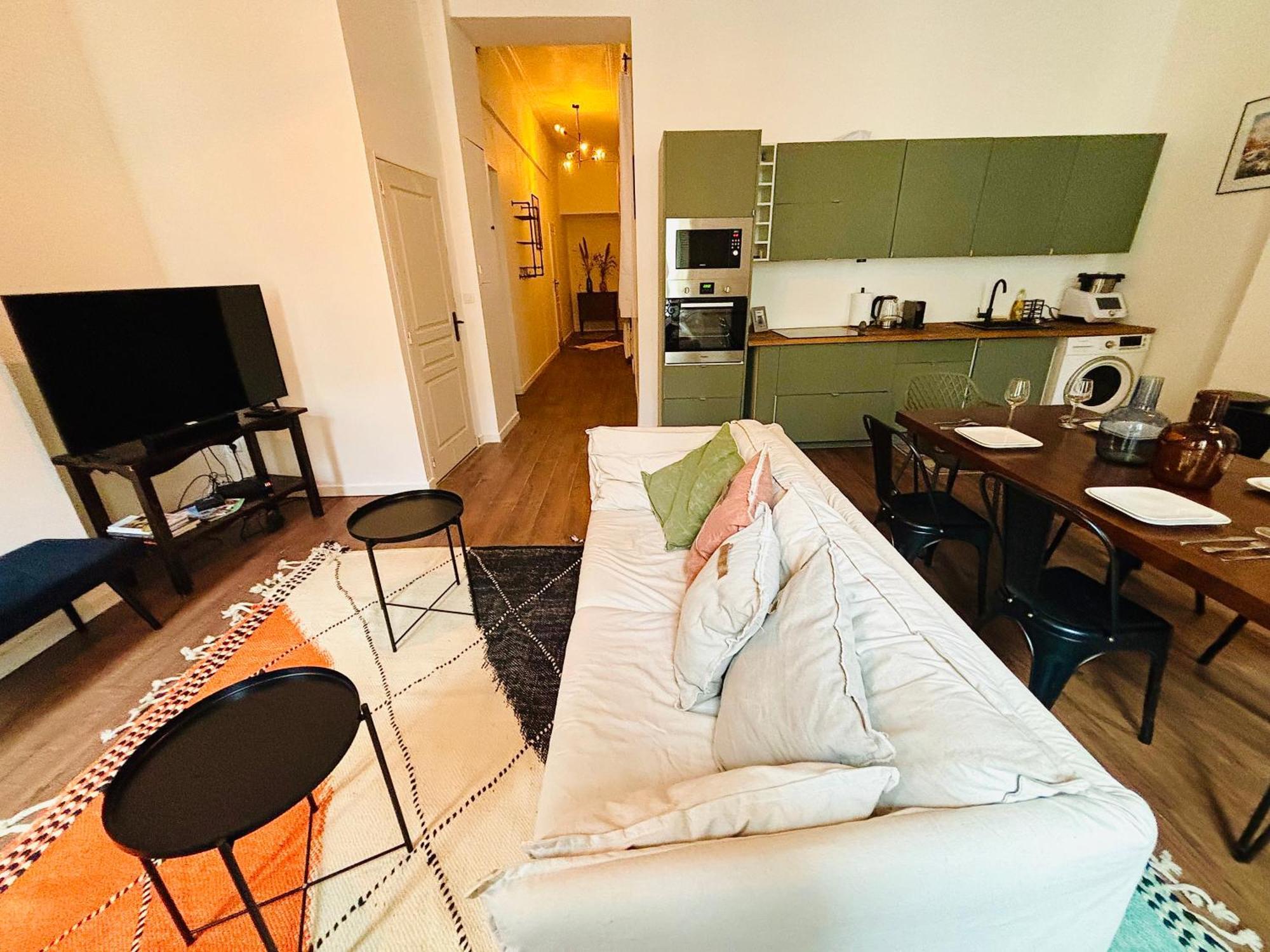 Appartement Grand T4 Au Coeur De Marseille Extérieur photo